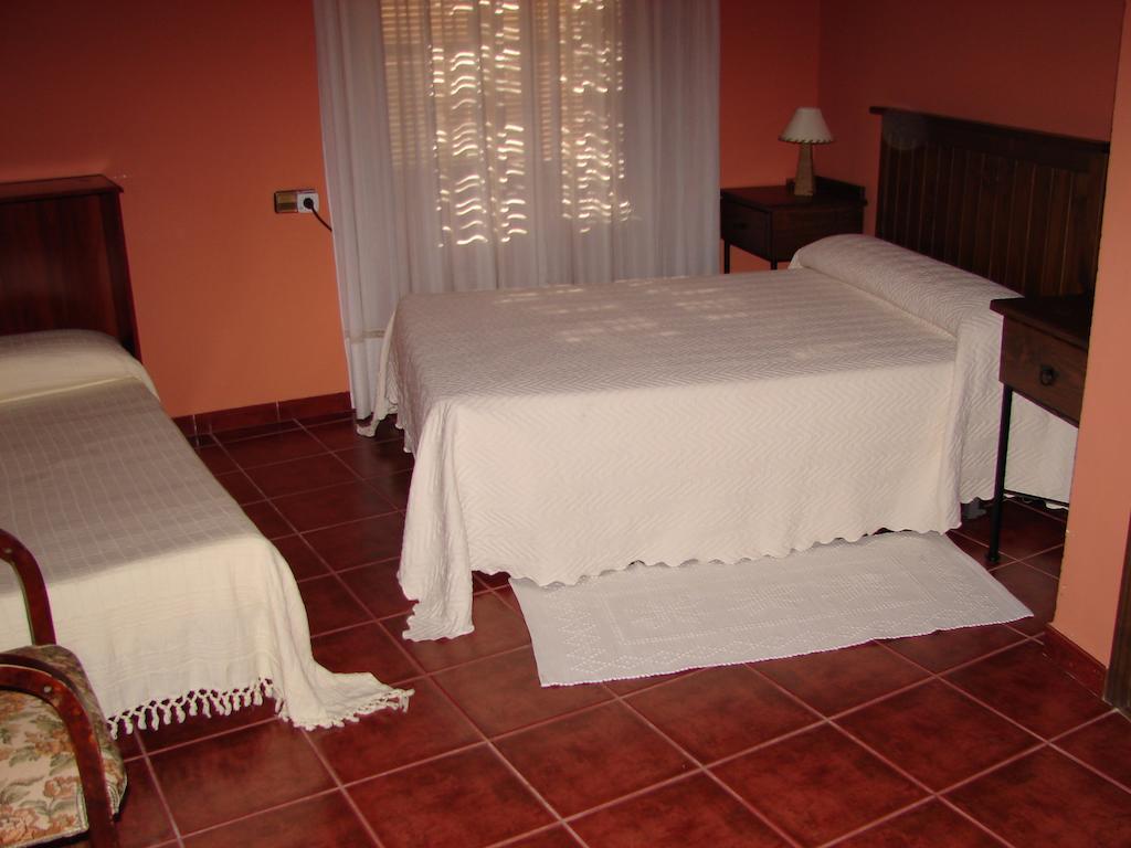 La Boticaria Casa Rural Apartamento Descargamaría Room photo